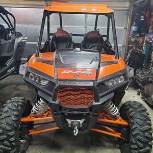 Meet your Posher, Parker